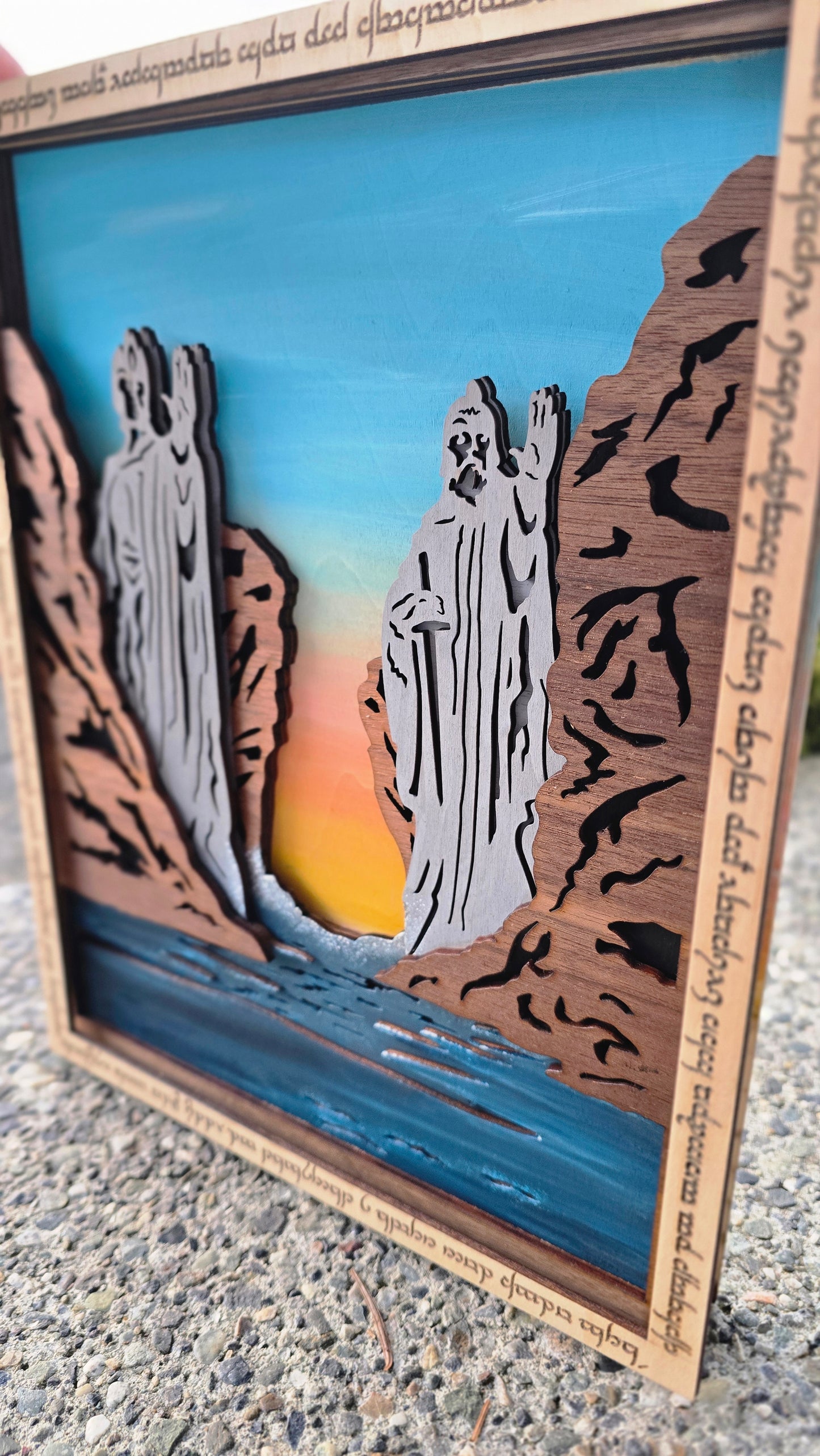 Argonath | Wood Art | Bookshelf or Wall Decor | Lord of the Rings inspired